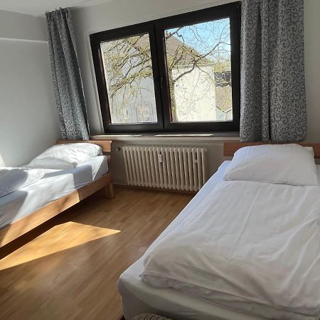 Zimmer Fuer Monteure, Handwerker Oder Reisende Эссен Экстерьер фото
